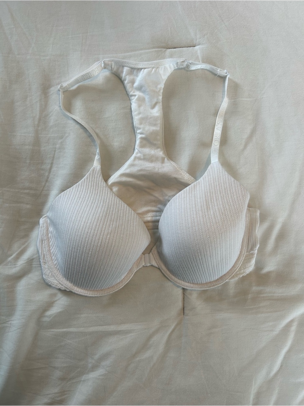 Victoria's Secret and Pink Bras in White & Black - Picture 4 of 10